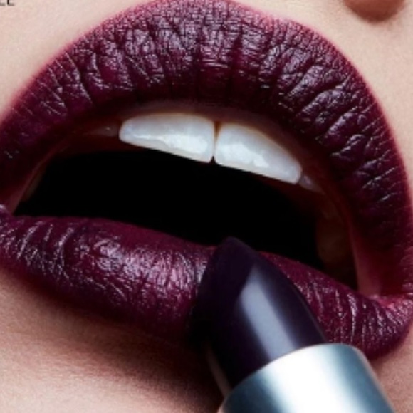 π₯°π₯°MAC Satin Lipstick 805 - Cyberπ₯°π₯° - Picture 3 of 5